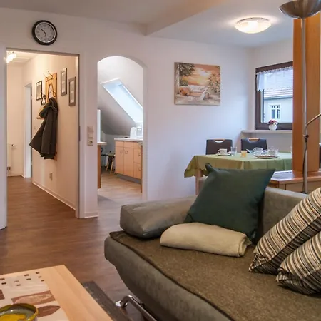 Am Waldrand Apartment *