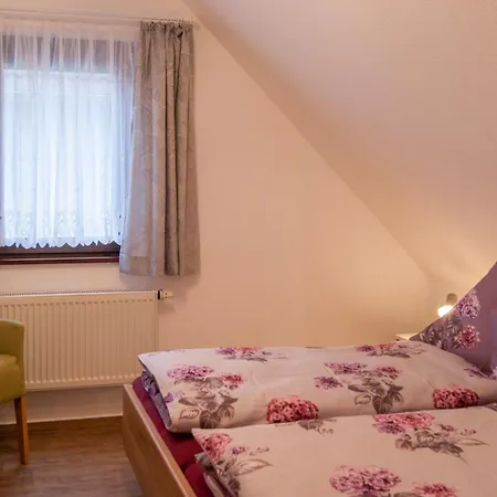 Am Waldrand Apartament